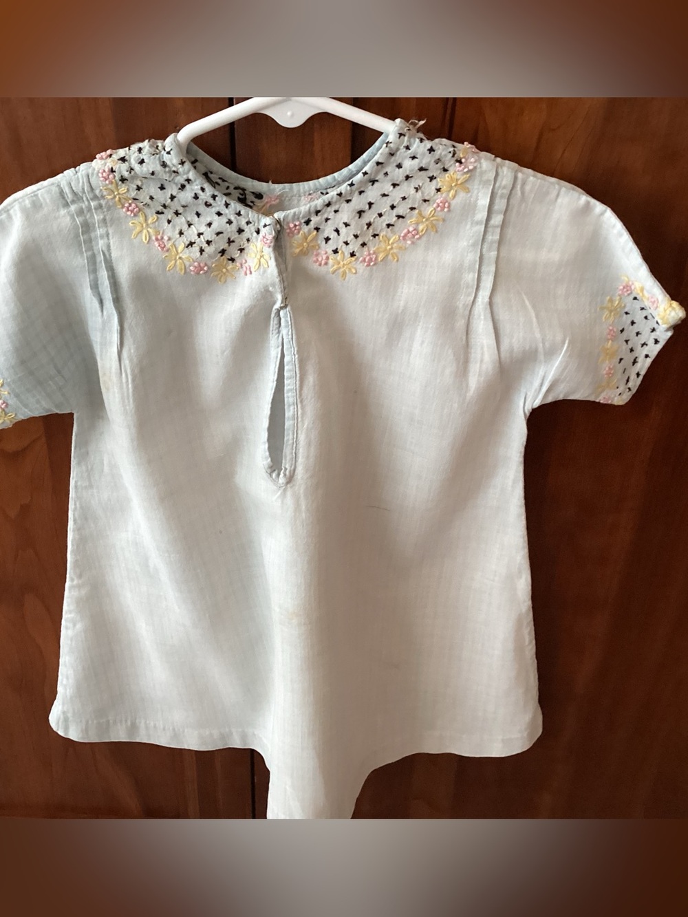 Antique Hand embroidered baby dress classic homespun light-weight cotton gauze - Picture 6 of 7